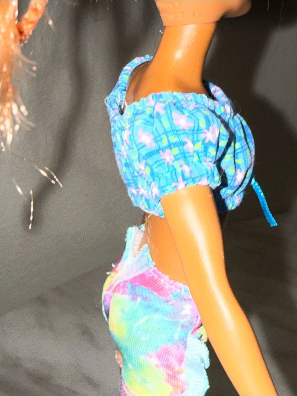 Barbie Mattel Skipper size doll blue scrunch summer top
